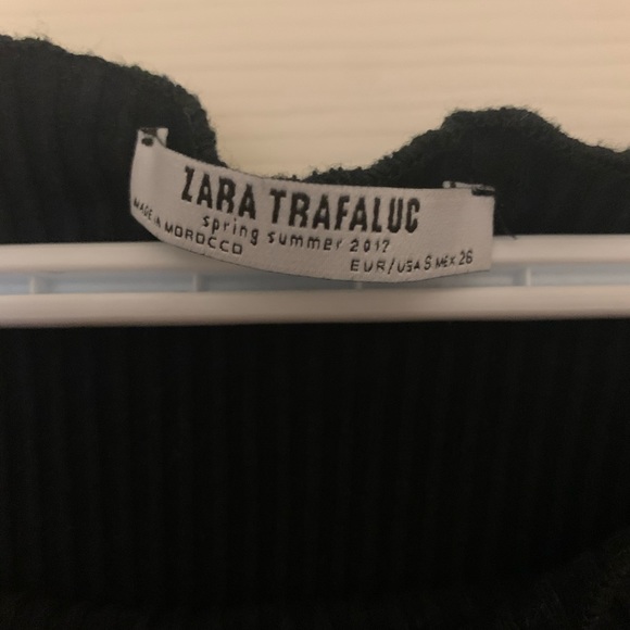 Off the shoulder top - Picture 2 of 2